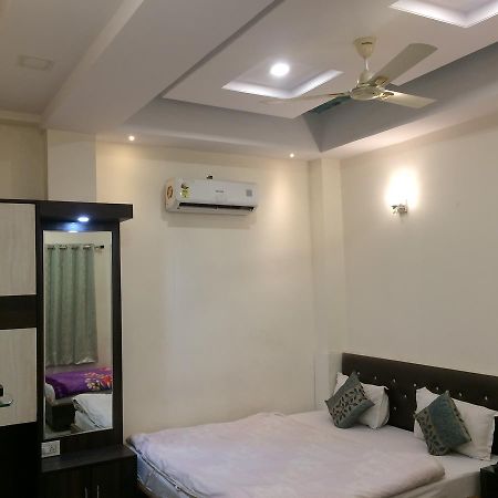 Hotel Raj Vilas Udaipur Exterior photo