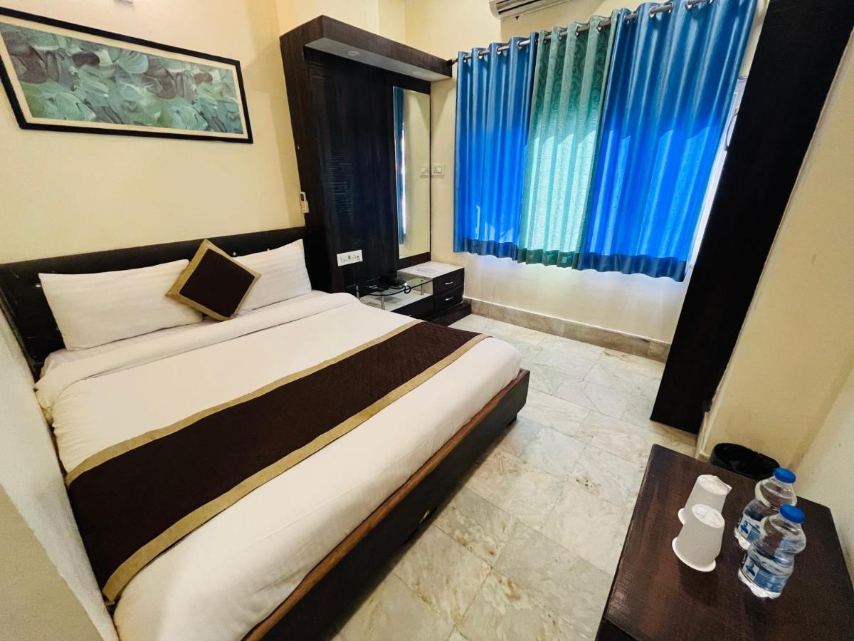 Hotel Raj Vilas Udaipur Exterior photo