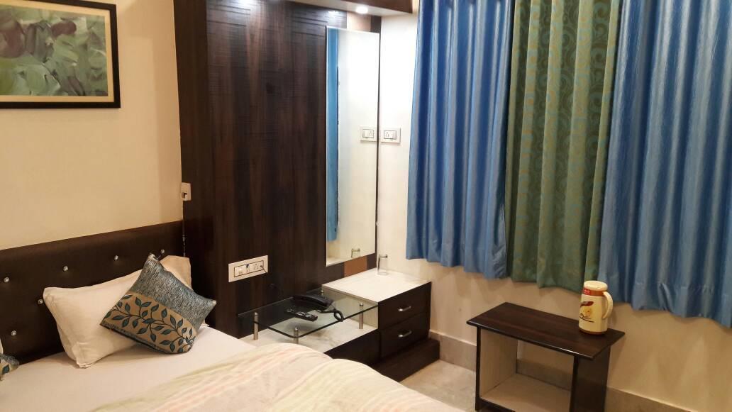 Hotel Raj Vilas Udaipur Exterior photo